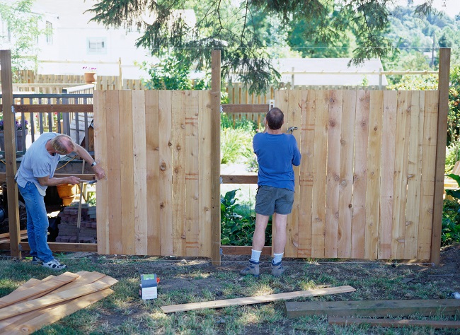 When Should You Replace Your Wooden Fence?